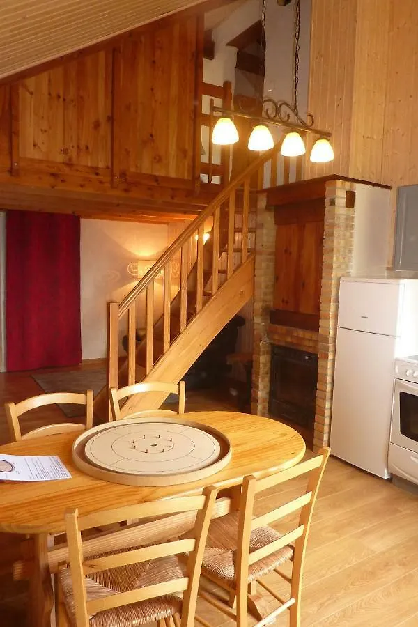 Hotel La Bergerie du Plateau à Cros-de-Géorand 0*,  France